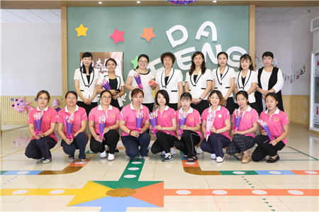 情系教師節，慰問暖人心 大風車薛秀香園長為一線老師送去節日祝